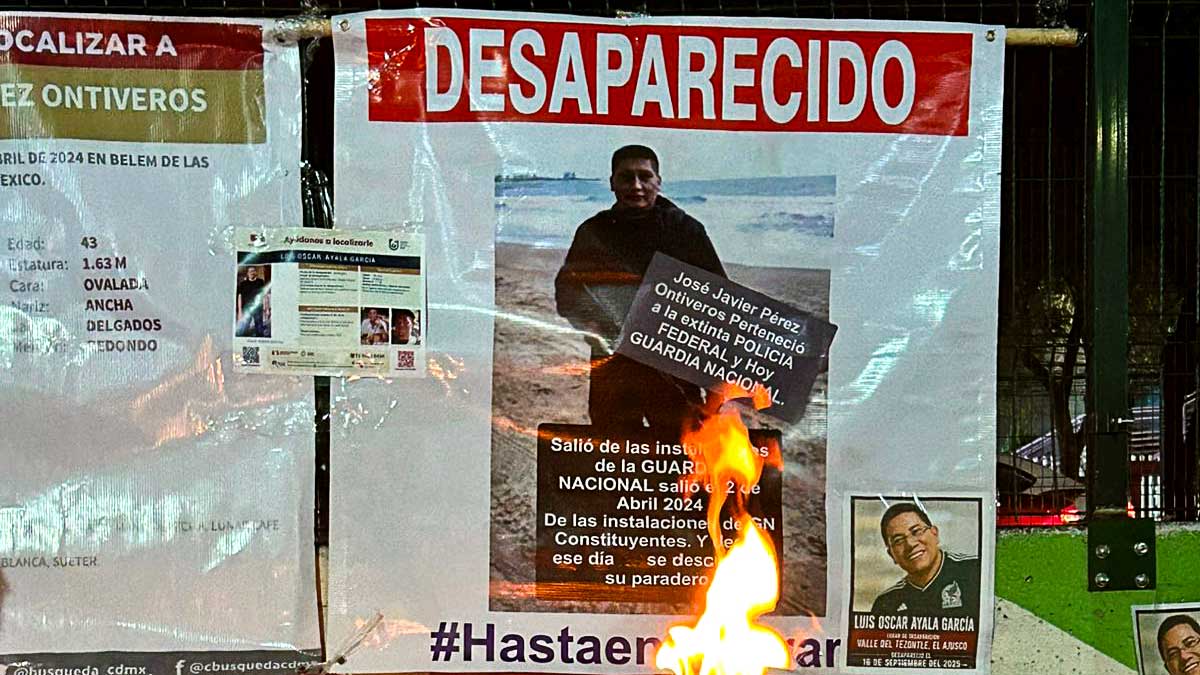 Madres buscadoras: caminata de antorchas en la Calzada de Tlalpan